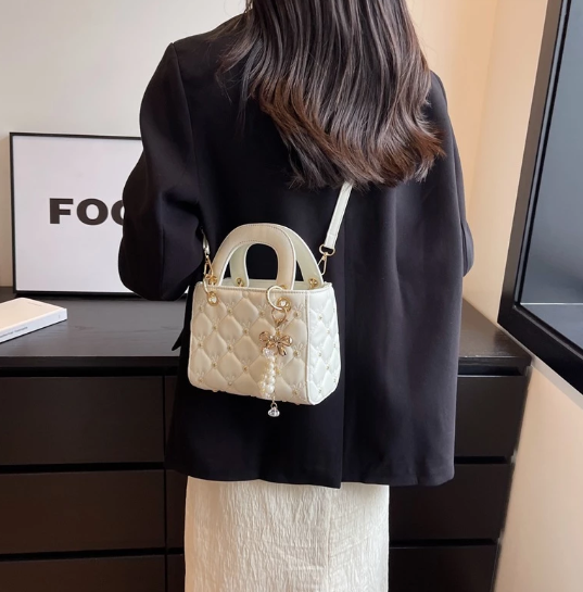 Túi đeo chéo nhỏ gọn Luxier Store